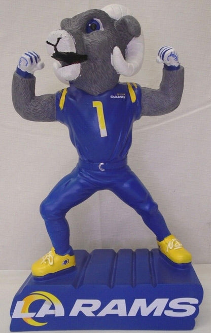 Los Angeles Rams, Mascot Statue